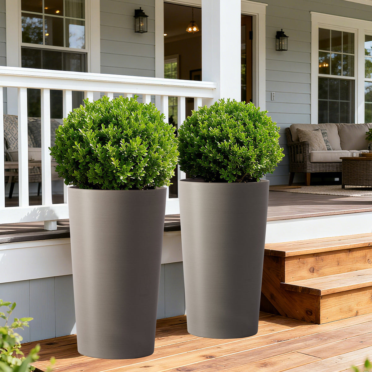 Tall Planters for Outdoor Plants, 21.7 In Brown Tapered Flower Pots, Set of 2, Modern Polypropylene Planter for Patio, Porch and Indoor Use