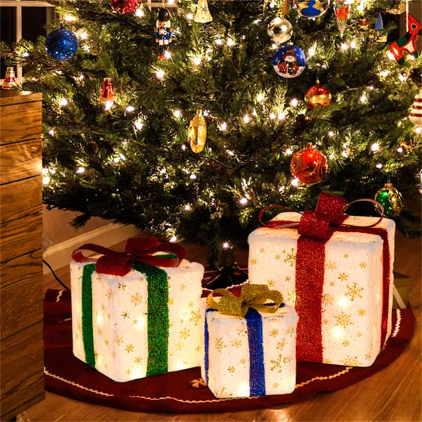 Lighted Christmas Gift Boxes, Set of 3 Battery-Operated Snowflake Present Decorations With 48 Warm White Lights and Glitter Bows