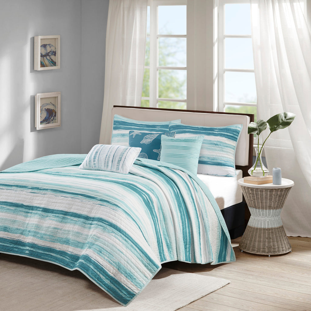 6 Piece Printed Quilt Set With Throw Pillows, Aqua Coastal Cotton Bedding, Full/Queen