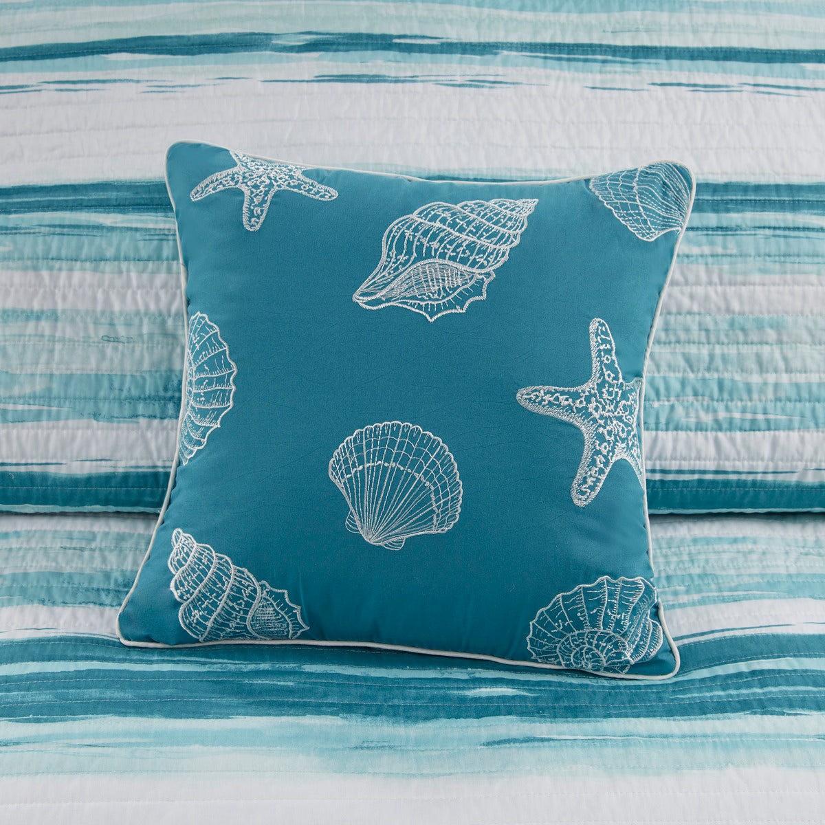 6 Piece Printed Quilt Set With Throw Pillows, Aqua Coastal Cotton Bedding, Full/Queen