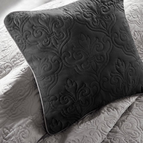7 Piece Reversible Quilt Set With Euro Shams and Throw Pillows, Beige Full/Queen, Medallion Quilted Bedding